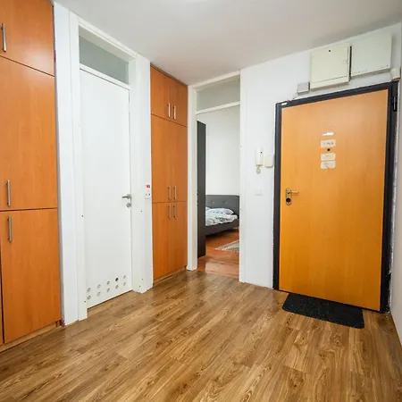 Spacious & Modern In The Centre Appartement