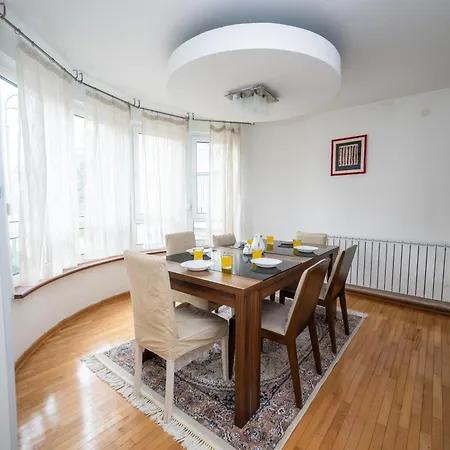 Spacious & Modern In The Centre Appartement *