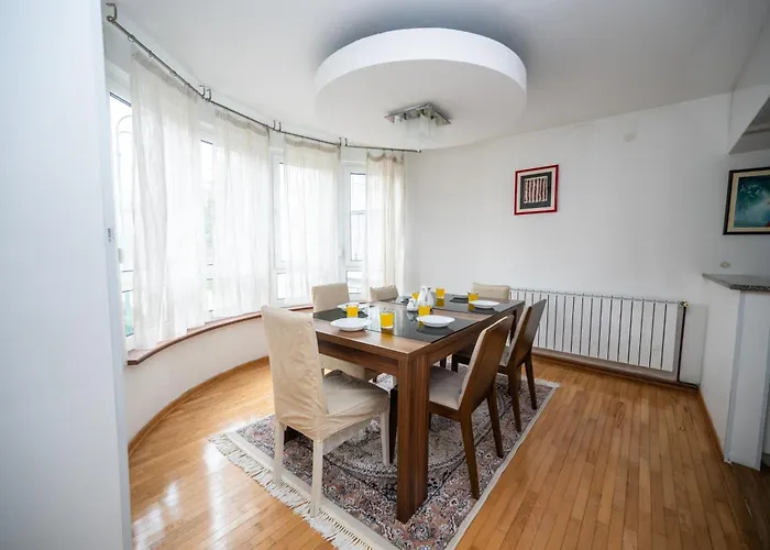 Spacious & Modern In The Centre Appartement *